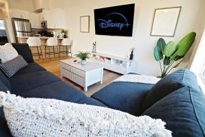 Central 5 Bedroom, AC, Rogers, Commonwealth, EXPO