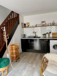 L’appart Duplex Bis的厨房或小厨房