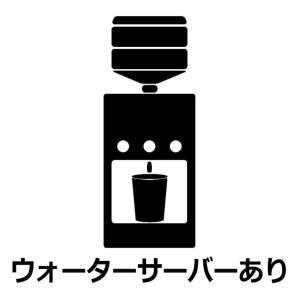 名古屋Hotel LALA - Kitashiga - (Adult Only)的黑白相间的瓶子照片,佐以饮品