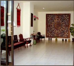 查汶佩恩兹宾馆的客厅的墙上有大地毯