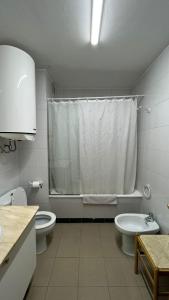 克里斯特帕斯公寓的一间浴室