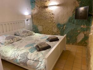 Gîte de charme 8 personnes centre Azay le Rideau客房内的一张或多张床位