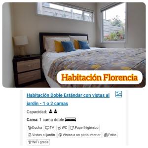 巴拉斯港habitac privada Bed n Bkf Patagonia Norte - Puerto Varas Homestay - BnB Plus的卧室的面书页,卧室配有一张床和一个窗户