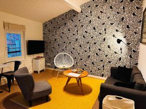 Bel appartement, Birds, Secteur Boinot - wifi, netflix的休息区