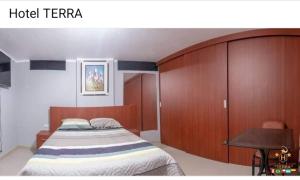 HOTEL TERRA客房内的一张或多张床位