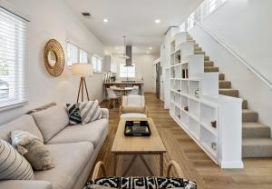 Exclusive 2BD 3BA with Balcony