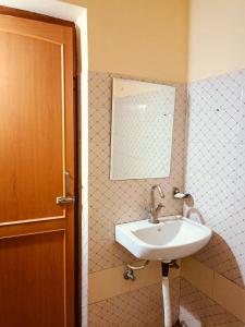 Hotel Braj Haveli的一间浴室