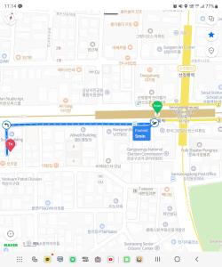 首尔Urban Space Seolleung的带有绿色点的谷歌地图的截图