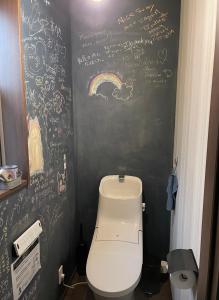 Kiwi House Tokoname VACATION STAY的一间浴室