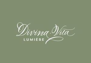 瓦伦纳Divina Vita Apartments的酒吧的标志,上面写着达纳别墅的亮丽