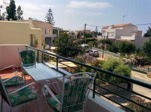Cretan Dream Apartments的阳台或露台