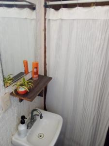 Naranjo Hostel的一间浴室