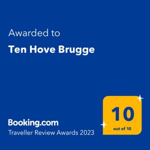 布鲁日Ten Hove Brugge的上面有黄色标志的数字