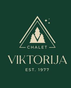 科帕奥尼克Viktorija chalet的三角形中山的滑雪胜地标志