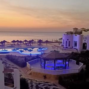 Halomy Sharm Resort内部或周边泳池景观