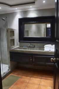 Hotel Villa Antigua的一间浴室