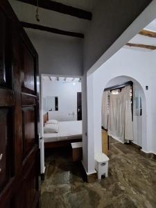 Villascape Malindi Private Rooms in villa客房内的一张或多张床位