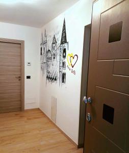 阿斯科利皮切诺pesa apartment B&B的城堡壁画走廊