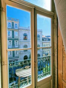 波尔图Porto Saudade的市景窗户