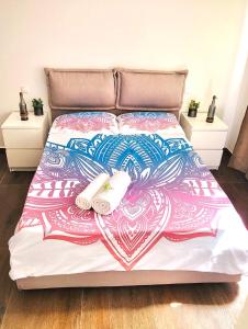 萨尔雷Happy Place, Boa Vista, Salrei的床上有两条毛巾