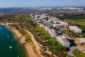 Lovely Apart with Balcony - Beach FL by LovelyStay平面图