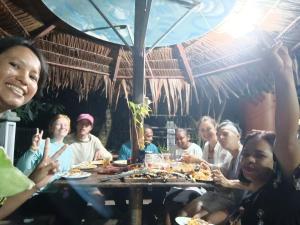 入住Raja Ampat Sandy Guesthouse的客人