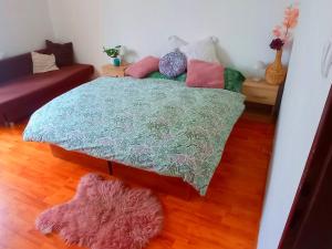 Apartmán Eva客房内的一张或多张床位