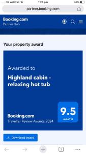 因弗内斯Highland cabin - relaxing hot tub的带有书虫网站的电话屏幕截图