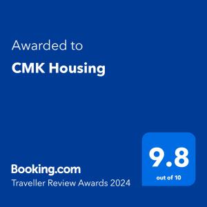 马达巴CMK Housing的手机的截图,文字升级到cwk包
