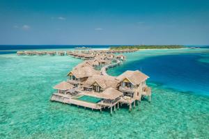 芭环礁马尔代夫万卡陆度假村的海洋度假胜地的空中景观