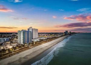 Oceanview Paradise at the Beach