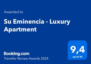 库拉海滩Su Eminencia - Luxury Apartment的蓝色长方形与“苏艾米亚”豪华公寓