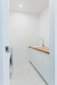Le Duplex St-Sauveur, Maison entière的一间浴室