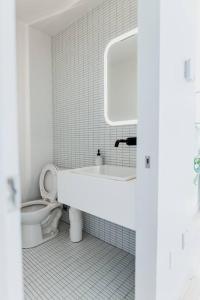 Le Duplex St-Sauveur, Maison entière的一间浴室