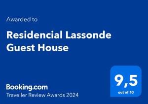 戴维Residencial Lassonde Guest House的给住客的文本的屏幕