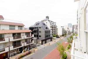 东京Hotel Re:ONcE Shibuya的城市街道的空中景观和建筑