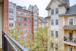 North Bethesda 2br w wd pool gym nr metro WDC-605平面图