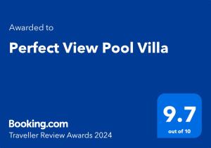 涛岛普菲沃泳池别墅的蓝色屏风与文字完美景观泳池别墅