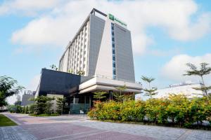 勒克瑙Holiday Inn Lucknow Airport, an IHG Hotel的饭店总部的 ⁇ 染