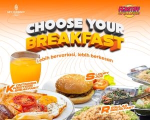 SengkalingMy Dormy Hostel UMM的一份早餐的传单,包括食物和橙汁