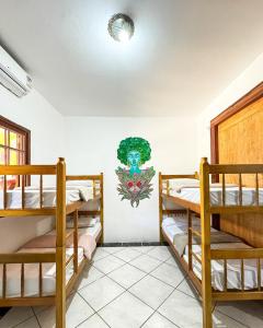Hostel das fadas客房内的一张或多张双层床