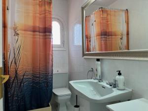 Precioso Apartamento en Es Grau的一间浴室