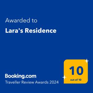 蒂米什瓦拉Lara's Residence的黄色标志,它被授予了拉尔斯的复原力