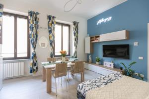 OurJoy Condo, free parking, AC, strong WiFi - M Gioia47, Central Station, Porta Nuova, Milan