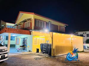 Bungalow Kotamas Seafront Teluk Kemang