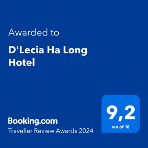 下龙湾D'Lecia Ha Long Hotel的给利比卡哈长酒店发短信的手机的屏幕