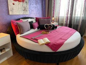 Ella Apartman Zagreb客房内的一张或多张床位