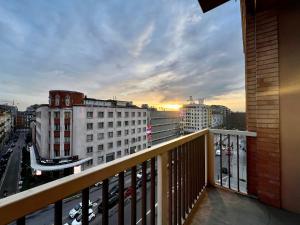 米兰NEW AMAZING MONO LOCATED IN MOSCOVA DISTRICT from Moscova Suites apartments group的市景阳台