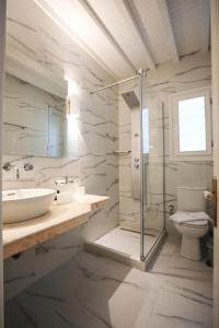 Ozar Villas Mykonos的一间浴室