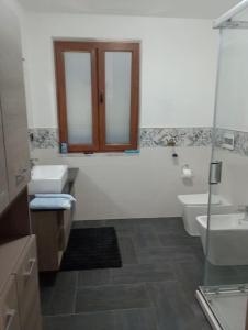 Colli di Luni的一间浴室